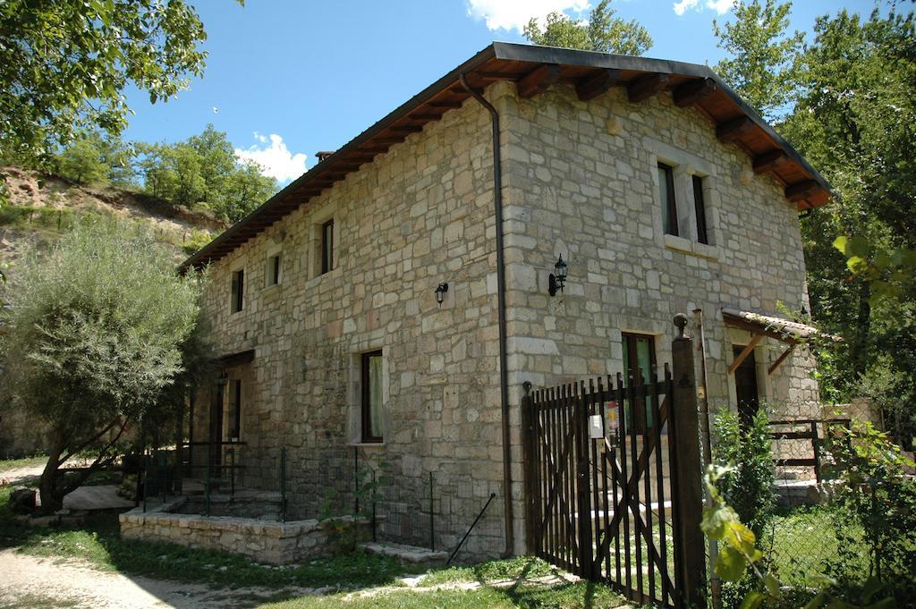 La Mola Maringalli Hostal Cascia Exterior foto