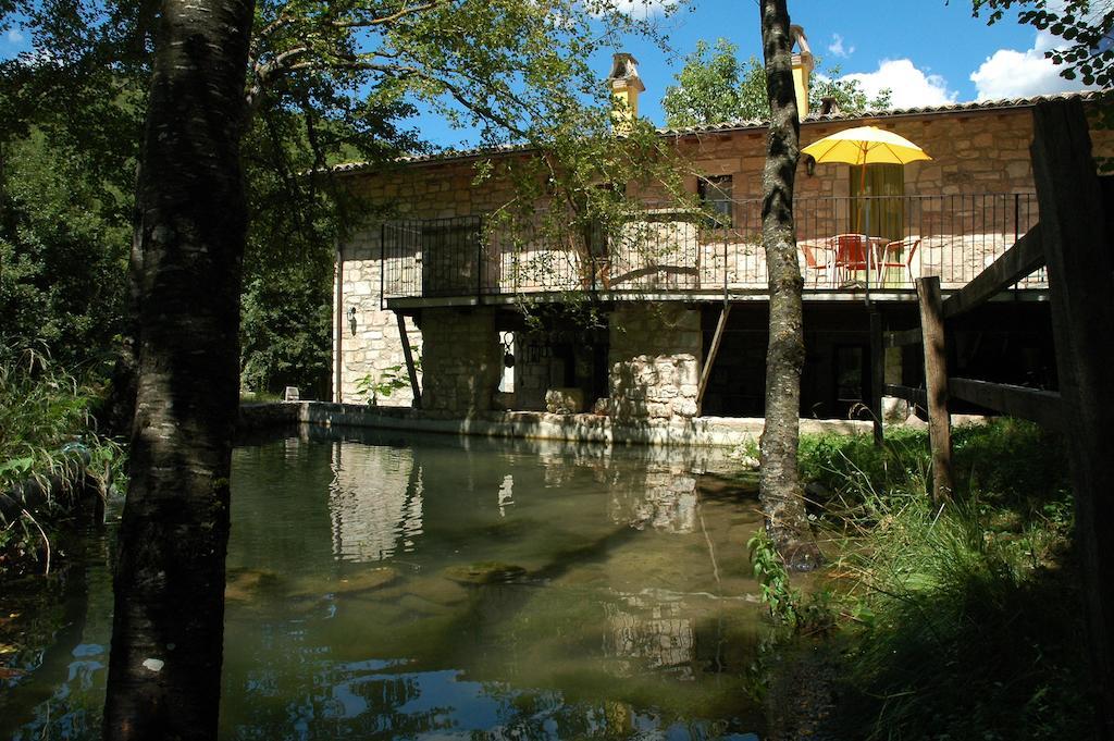 La Mola Maringalli Hostal Cascia Exterior foto